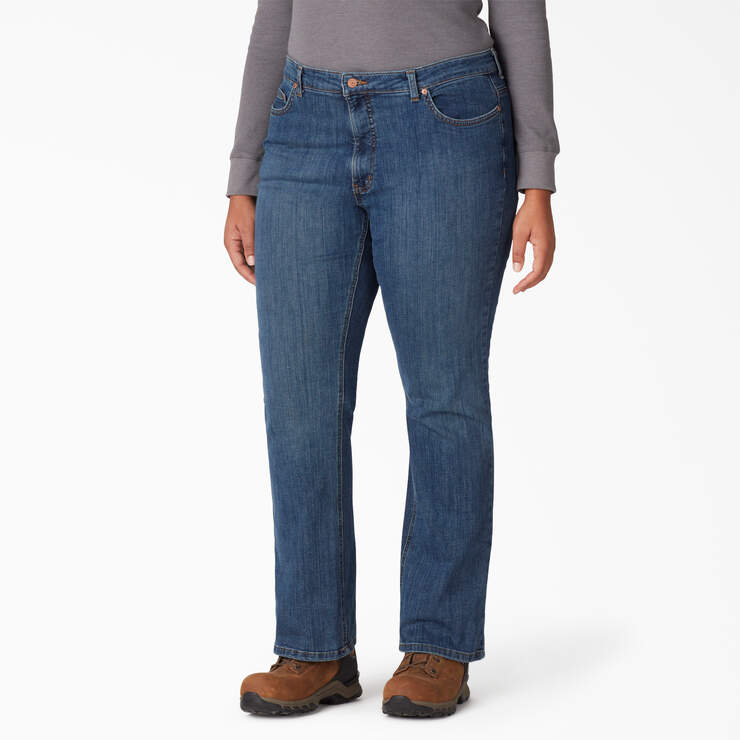 Jeans à jambe semi-évasée Forme parfaite taille plus pour femmes - Stonewashed Indigo Blue (SNB) numéro de l’image 1