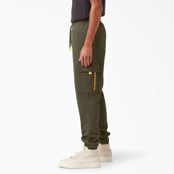 Relaxed Fit Fleece Cargo Sweatpants - Military Green (ML) image number 3