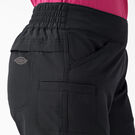 Women&#39;s Cooling Relaxed Fit Pull-On Shorts, 5&#39;&#39; - Black &#40;BK&#41;