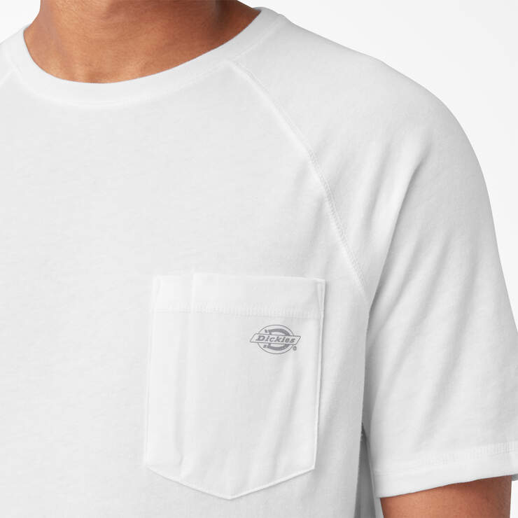 T-shirt rafraîchissant à manches courtes et à poche - White (WH) numéro de l’image 9