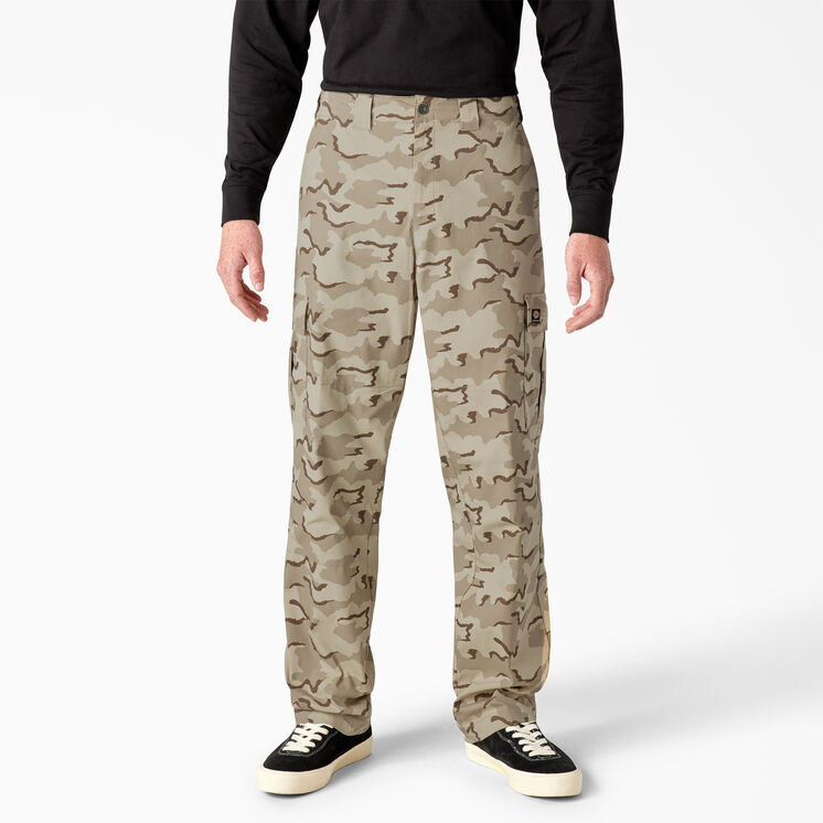 Dickies Skateboarding Loose Fit Camo Cargo Pants - Desert Camo &#40;DRC&#41;