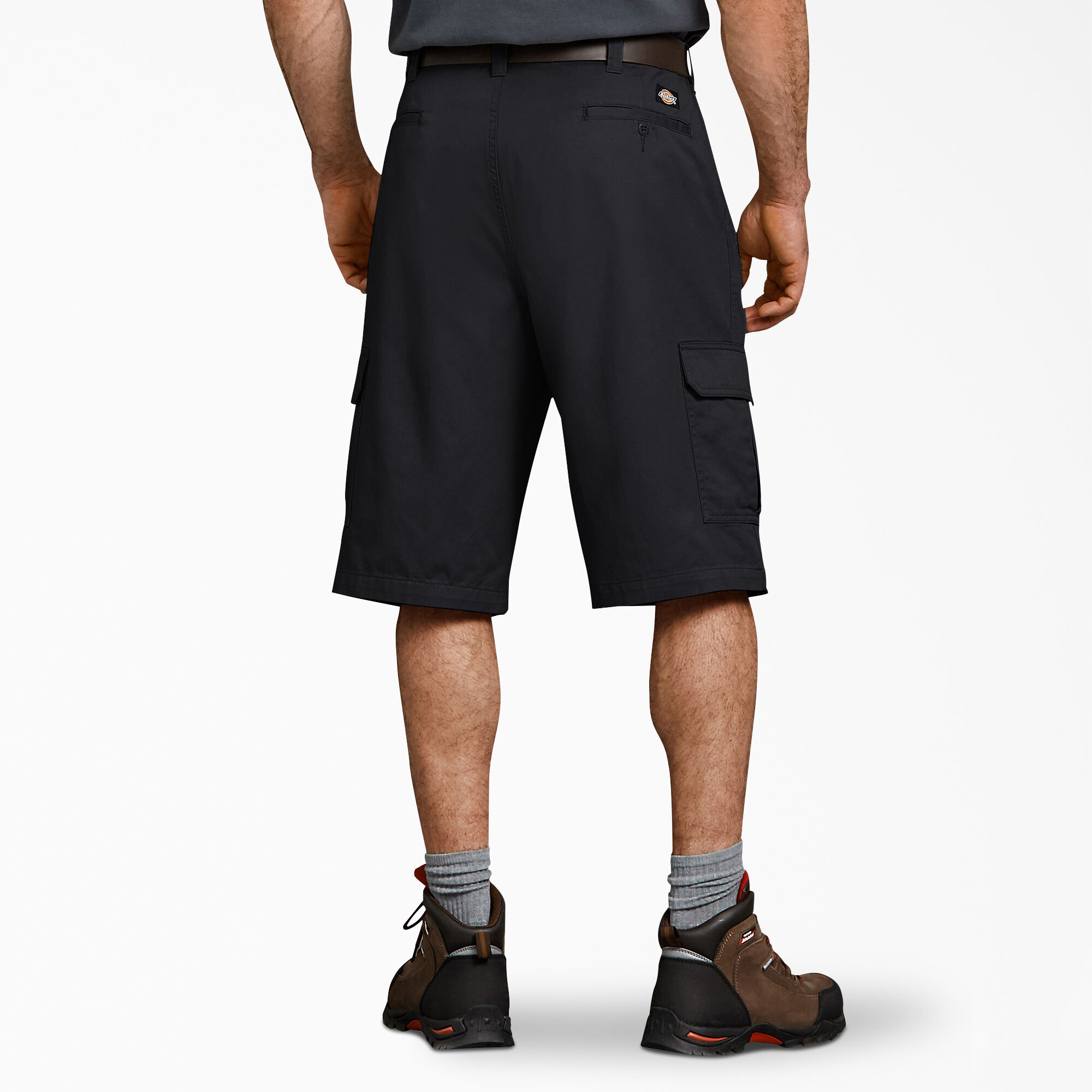 Loose shorts men online