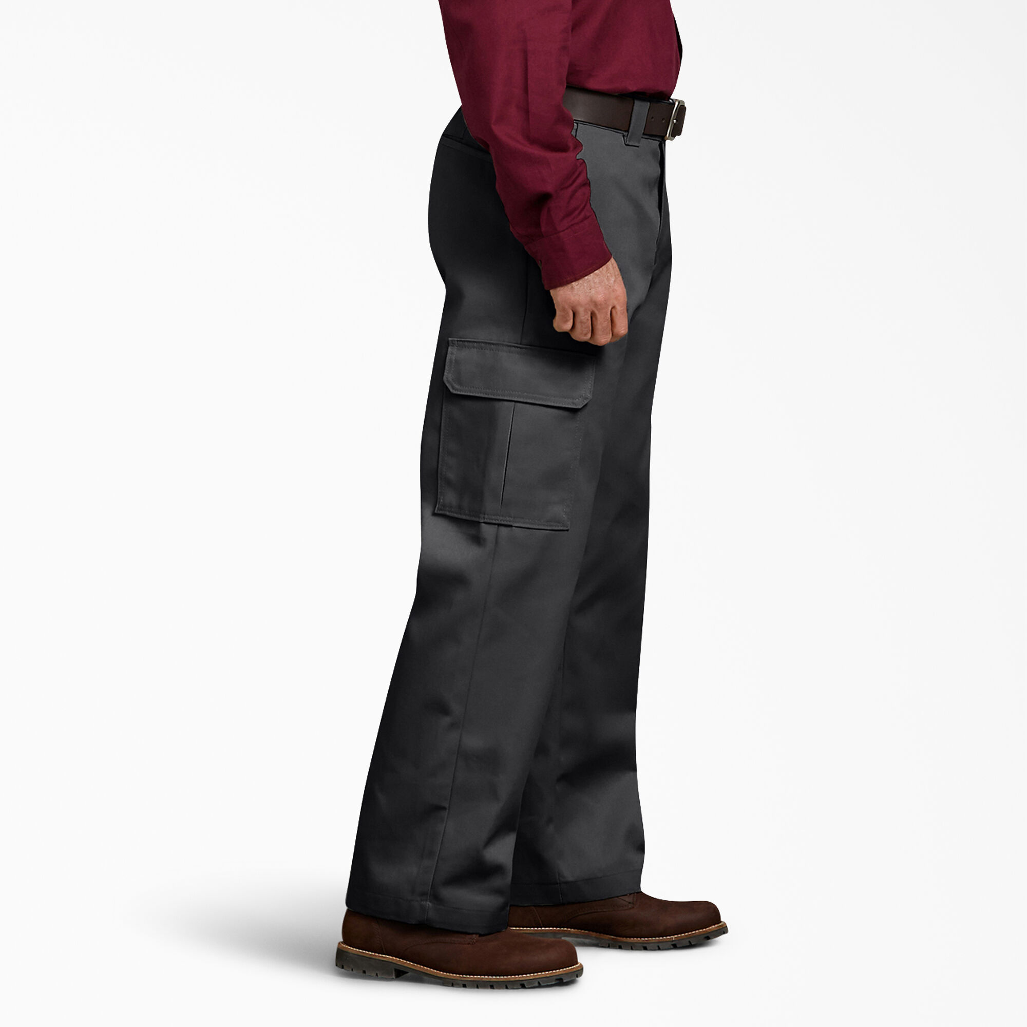 Buy Men's Relaxed Fit Cargo Pants with Drawstring Closure and Pockets  Online | Centrepoint Kuwait