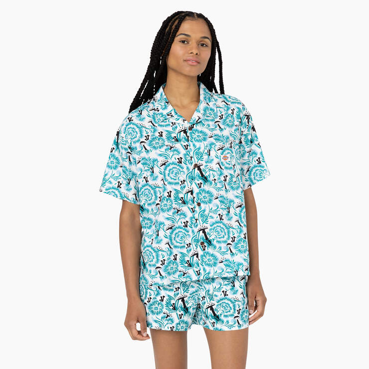 Women's Roseburg Short Sleeve Shirt - Blue Floral Print (GG2) image number 1