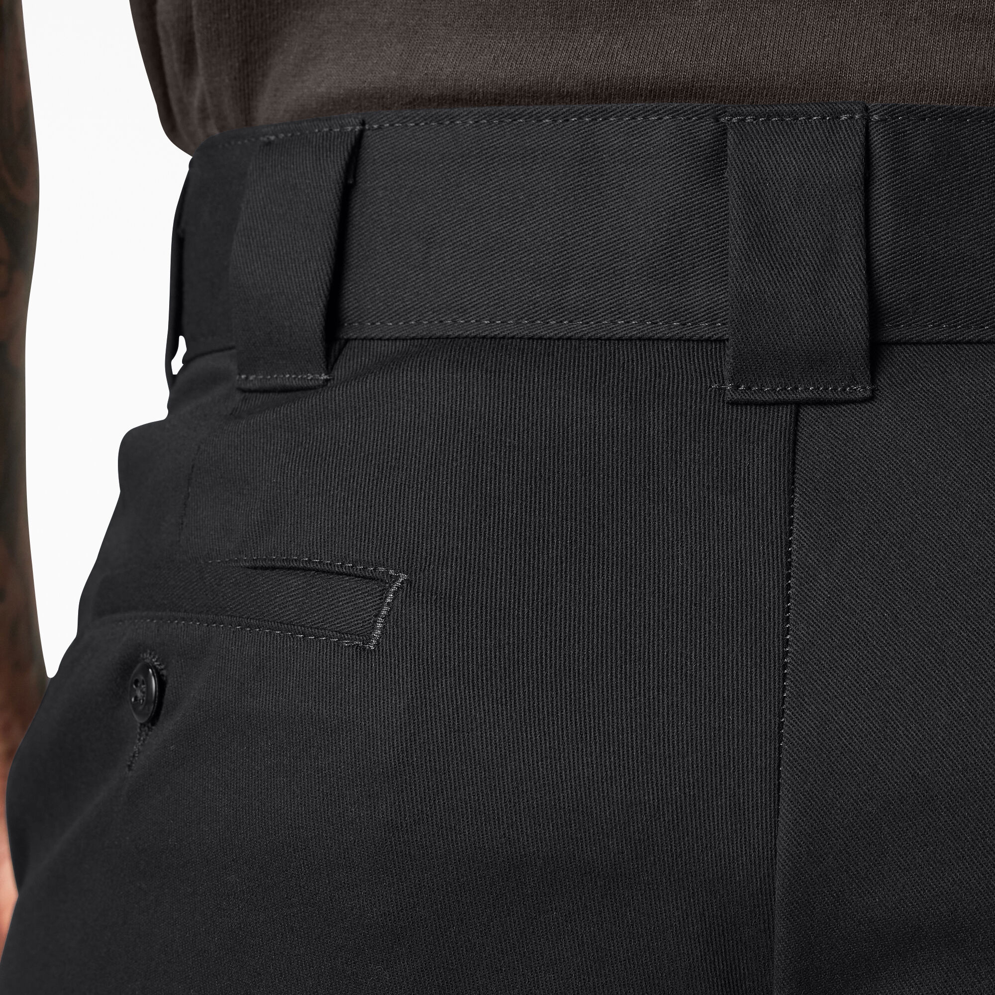 Pantalon de travail cargo de coupe decontractee