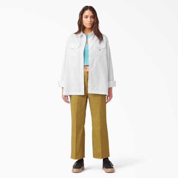 Chemise de travail &agrave; manches longues de coupe d&eacute;contract&eacute;e pour femmes - White &#40;WH&#41;