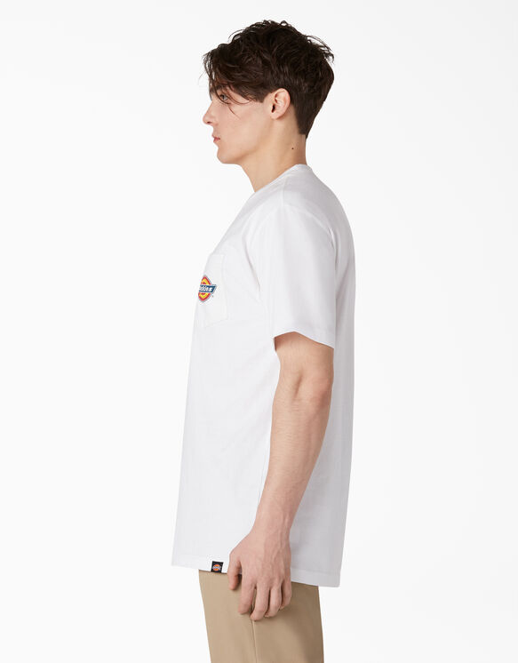 T-shirt &agrave; poche &agrave; manches courtes et &agrave; imprim&eacute; - White &#40;WH&#41;