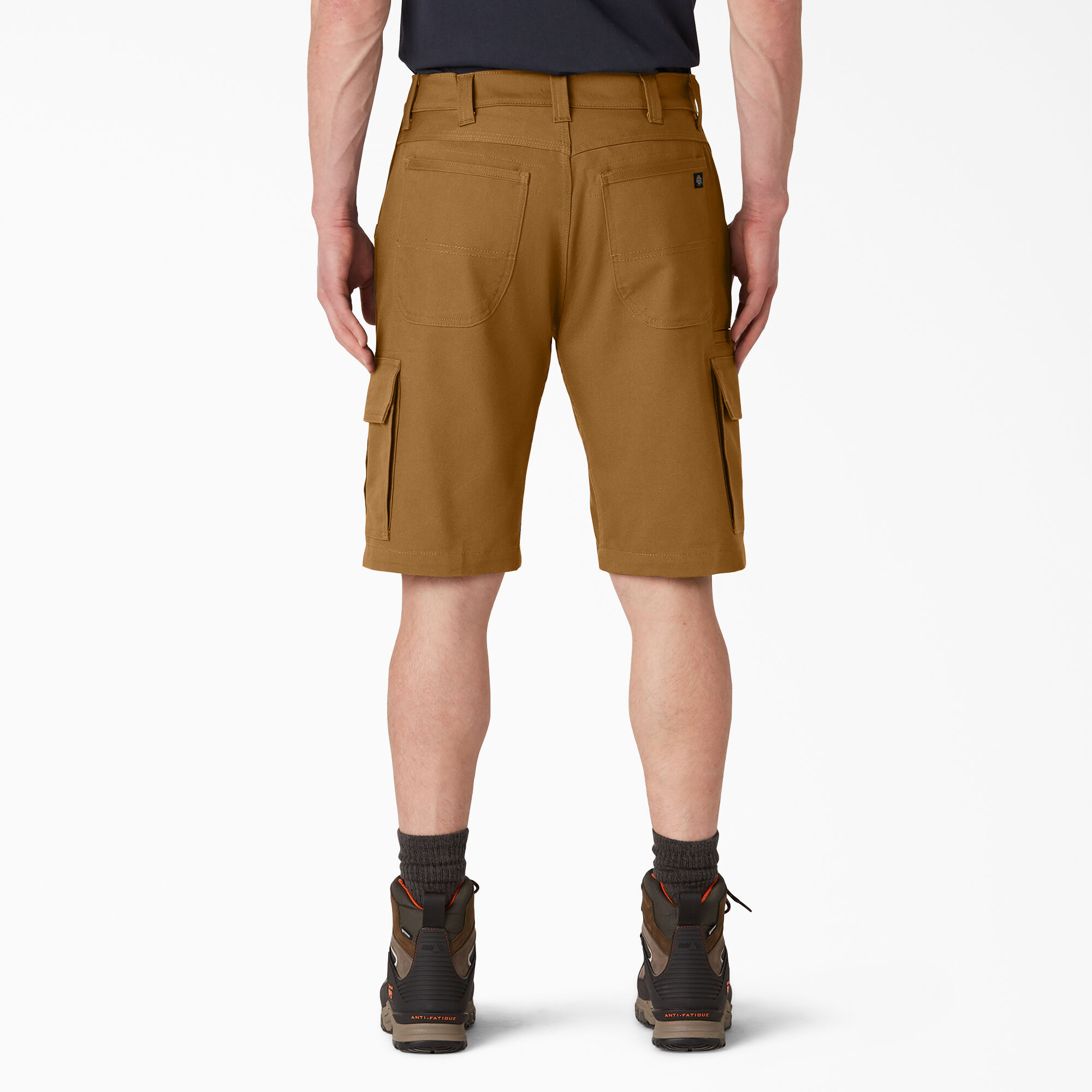 Duck shorts top
