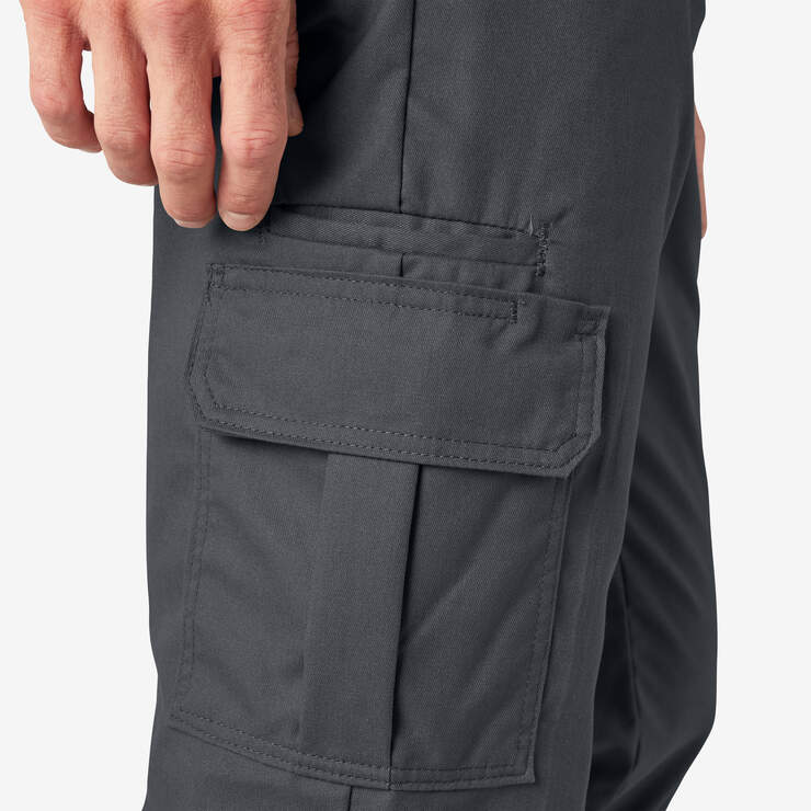 Pantalon cargo de coupe standard en tissu FLEX - Charcoal Gray (CH) numéro de l’image 8