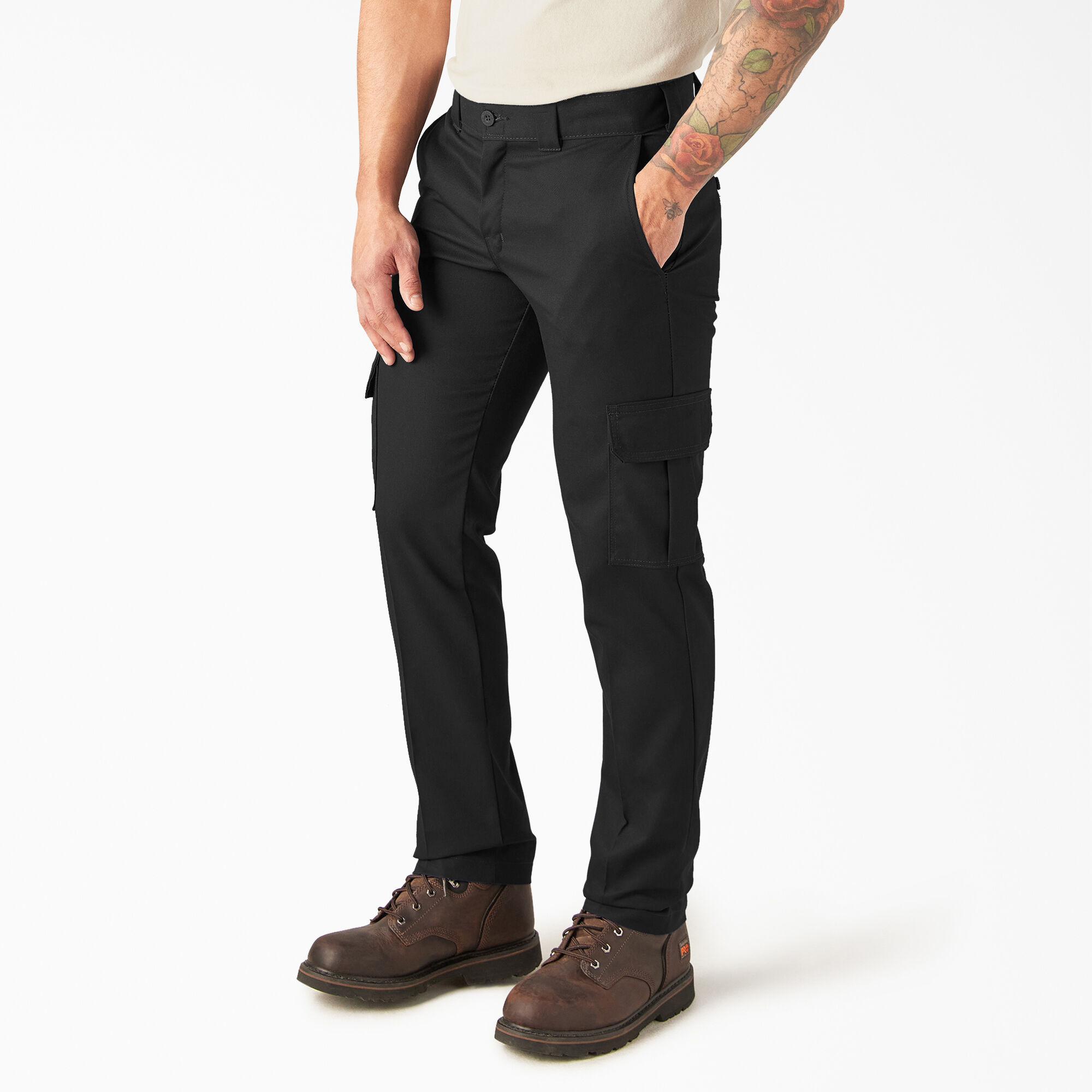 Pantalon cargo de coupe ajustee