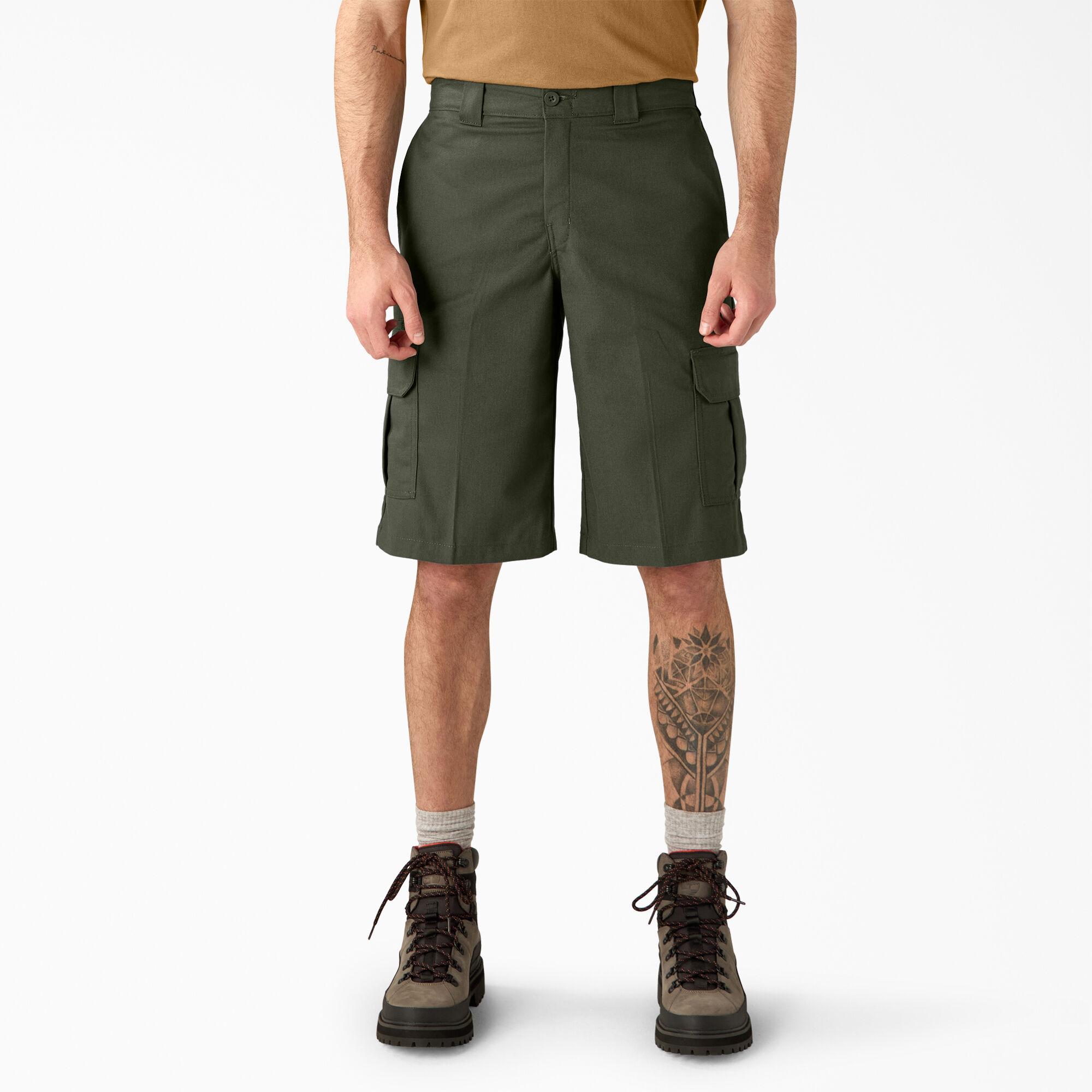 Flex fit cargo shorts hot sale