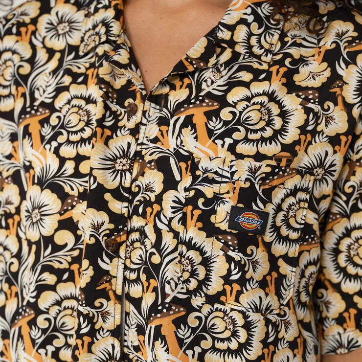 Women's Roseburg Short Sleeve Shirt - Brown Floral Print (BG2) image number 5